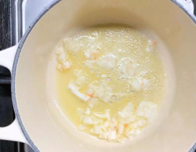 辅食：孩子贫血很可怕！你应该了解的补铁餐简单又粗暴