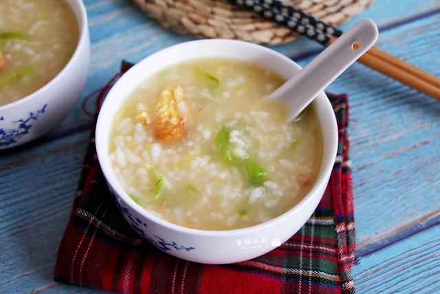 冬天流感季，早餐要喝这碗粥，肌肤不干燥又能防感冒，老少都要喝
