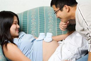 宝爸摸肚子胎儿为啥不动原因是这个