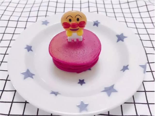 辅食：营养美味颜值高的小松饼，10分钟就能搞定！