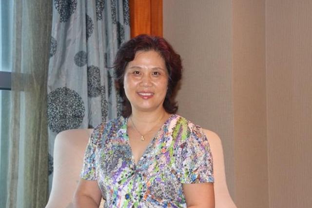 夫妻年近50还想生二胎，大宝会怎么想？这几个问题实在让人发愁