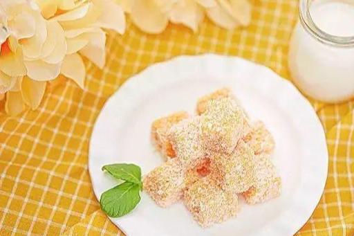没长牙也能吃，适合10个月以上宝宝训练咀嚼的3道辅食