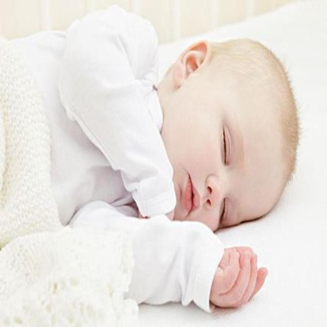 婴儿什么时候能睡一整晚，需要怎么做？过来人与你分享，错不了