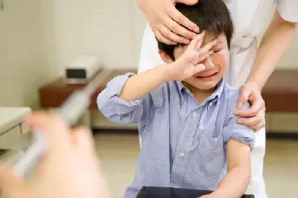 孩子不听话，给他们看这种视频很管用……