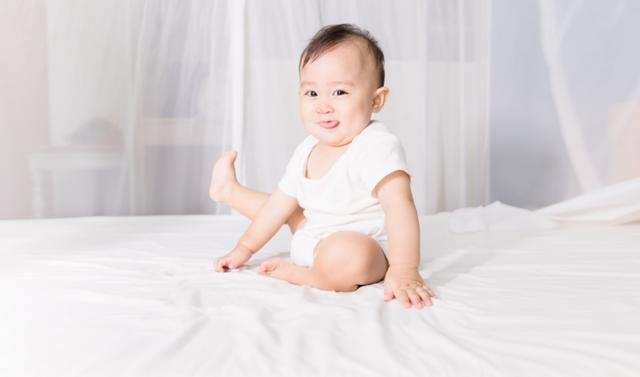 孩子这个年龄开始有“性意识”，父母应该跟孩子分床睡，爸妈要知道