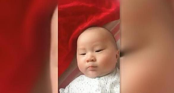 怀孕吃葡萄和葡萄干的区别，孩子的差别真大，看完真心笑了！