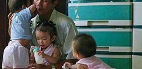 男子15年间埋葬上万具堕胎死亡的婴儿，真正伟大的人