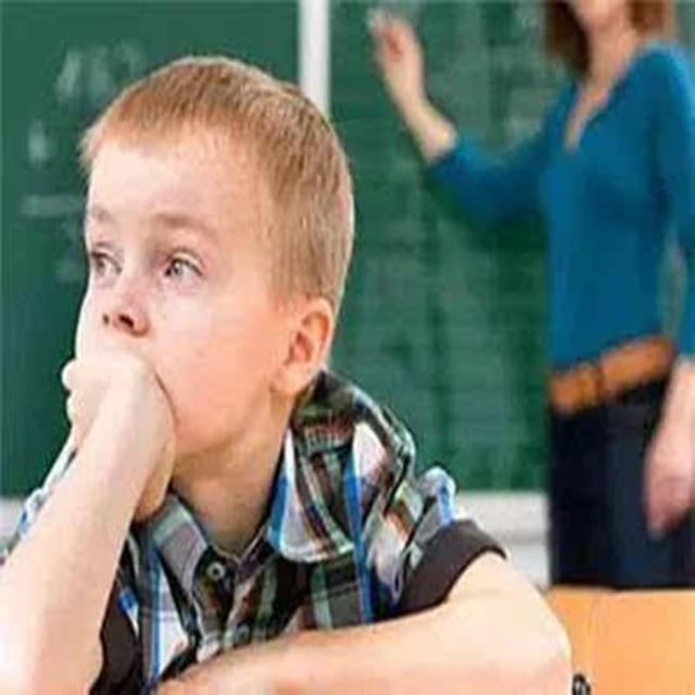 一年级孩子注意力不集中，如何帮助孩子？专家教你三招，错不了