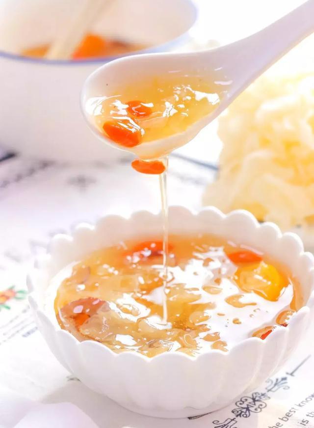 娃反复咳嗽总不好？我有一碗私藏的润肺汤！