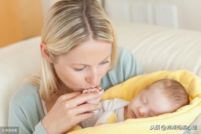 婴儿总哭闹是因为缺钙？找对原因才能让宝宝睡个安稳觉