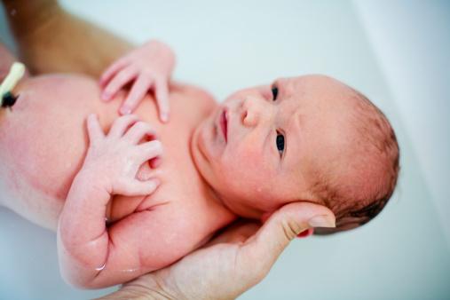 月子里奶不够？不能吃盐……和婆婆的月子大战怎么处理？