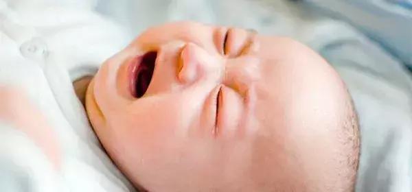 0-3岁宝宝各种疑难情绪，家长处理不好，长大易致人格缺陷！