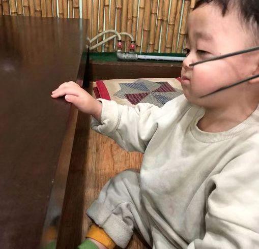 这些韩国小可爱，搞笑起来可绝不输假笑男孩！