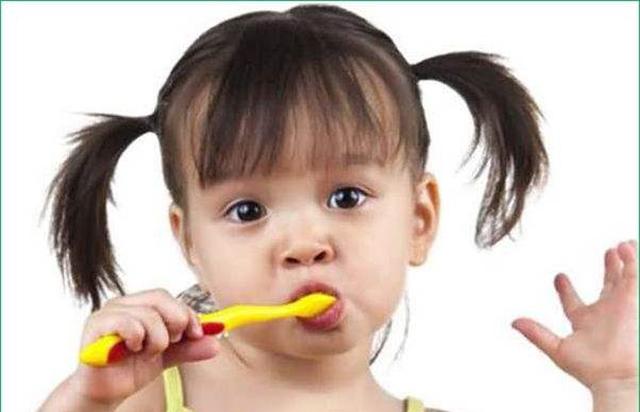 孩子从好牙到龋齿仅需要一年,这4种做法,宝妈可别再有了