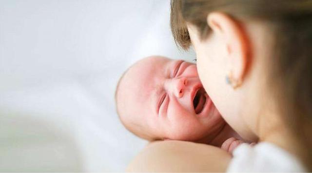 格格：“哭就不抱，不哭才抱”的创始人，他的孩子长大如何了？