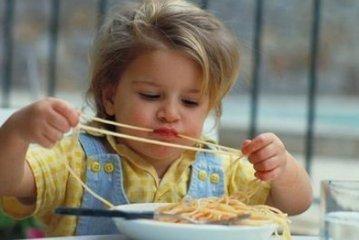 孩子好动就是多动症吗？别着急下结论，先看看符不符合这三点！