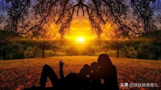 为人父母的前几年，你没有陪伴孩子，后悔吗？