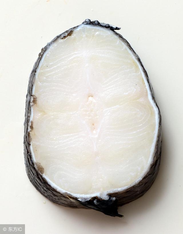 别再逼宝宝把饭吃完了，营养丰富才重要，10个月宝宝辅食