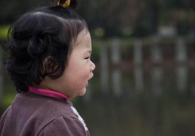 父母“德不配位”的三种行为，生一个孩子还好，生二胎就是灾难