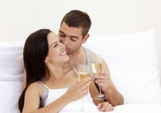 喝酒当晚怀的宝宝能要吗？男方醉酒和女方醉酒，结果会大不同！