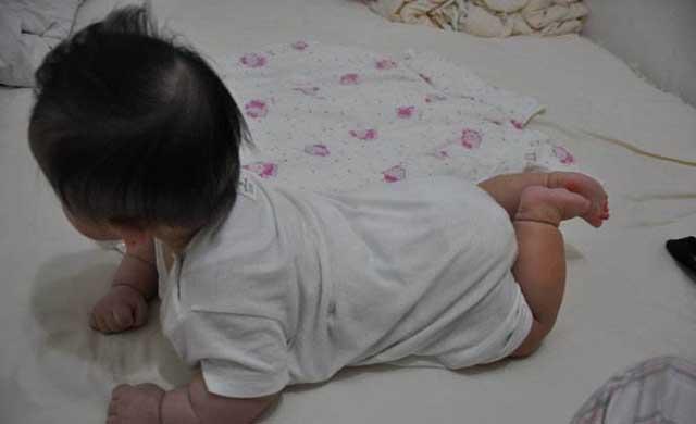 白天熬一熬晚上睡得香？什么奇葩育儿经验，害了宝宝都不知道