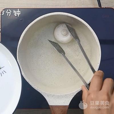 三文鱼蘑菇意面的做法