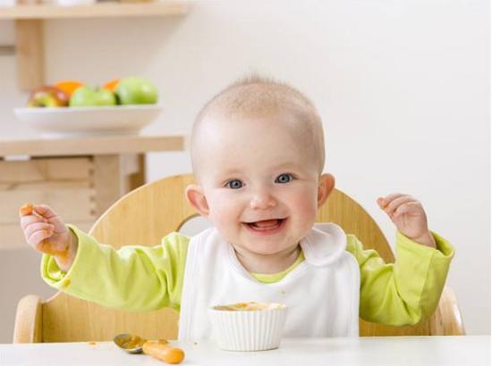 喂一顿饭花了两顿饭的时间,你为什么还在追着孩子喂饭?