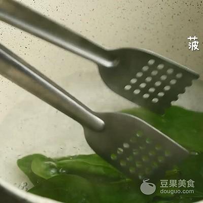 三文鱼蘑菇意面的做法
