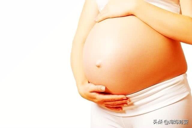 怀孕7个月，肚子两边不对称？孕妇别急，这4个原因要了解