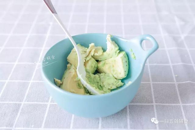 最有营养的水果,宝宝却不爱吃?聪明的妈妈都会这样做!