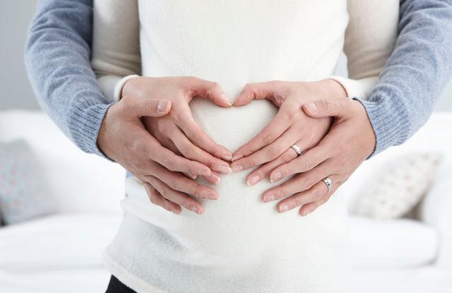 孕期有了生理需求，准爸爸该怎么做，才不会对胎儿产生伤害？