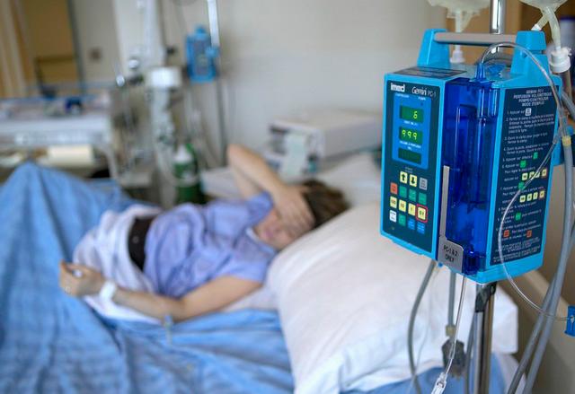 怀孕期间，这三种食物要尽量少吃，不仅不补，还可能伤胎哦