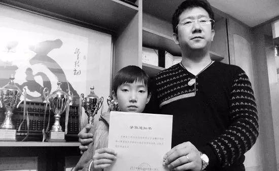 9岁被国家认可为“超强大脑”！她不是天才，不过是爸爸坚持做对了一件事……