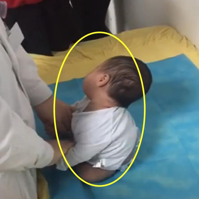 小婴儿去体检，全程呼呼大睡，网友：体检是要钱的，咱回家睡吧