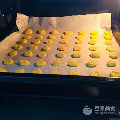 无腊味，不新年 辅食-蛋黄饼干
