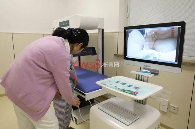 活泼男宝上幼儿园后害怕“嘘嘘”，竟因小朋友总笑他的“小鸡鸡”……
