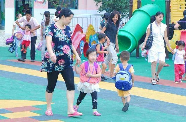 美国研究：同年龄段出生月份偏小的孩子更容易患ADHD，该怎么预防