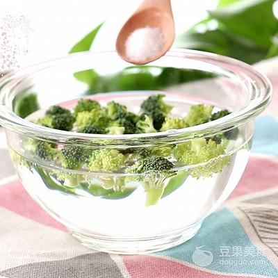 菌菇豆腐羹 宝宝辅食