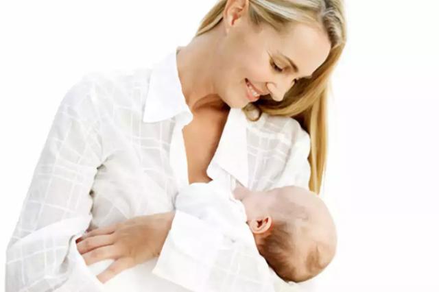 妈妈发热还能给宝宝喂母乳吗？如何用药？医生这么说