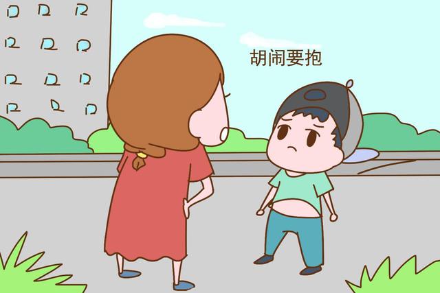 带孩子出门，为什么他总是让“抱抱”？知道原因后很心疼