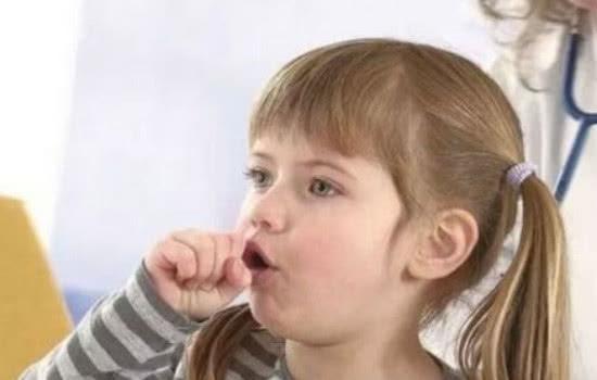 不管咳嗽多严重，就给孩子喝这个汤，清肺润燥，孩子常喝不咳嗽