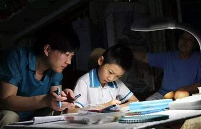 想要过好春节，最好别辅导孩子作业？就看这项“酷刑”你能否承受