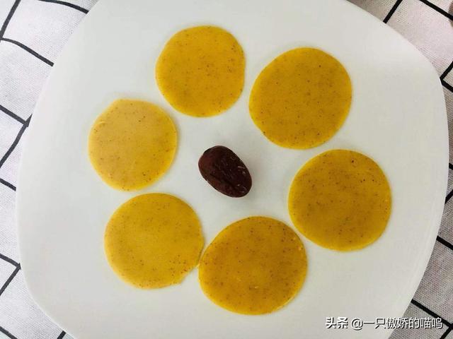 有健脾养胃效果的小米，你只会拿来做粥？这样子做，宝宝更爱吃！