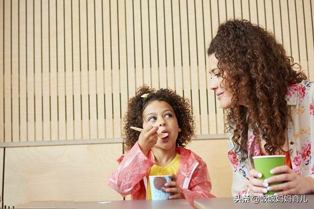 不敢让孩子吃零食？别傻了，这4种零食多给孩子吃聪明又健康！