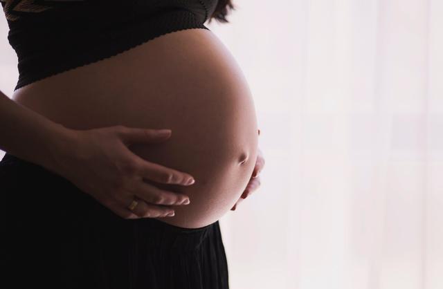 子宫很脆弱，流产要谨慎，倘若碰到这几个部位，可能出现不孕不育