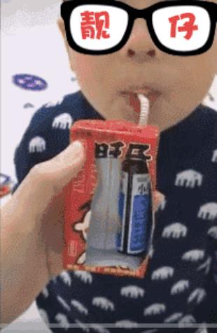 孩子生病吃药哭闹，家长暴力执法喂药 其实无需如此！