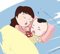 夜晚再冷，最好也别让宝宝这样睡觉，不仅容易感冒，还会影响发育