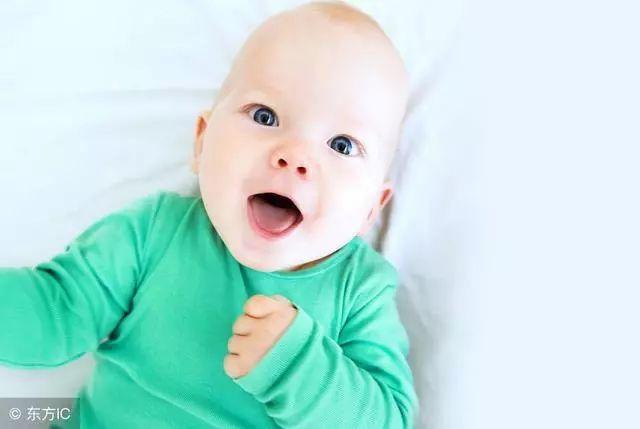 儿歌集知识性、趣味性于一体，给孩子的童年带来更多的快乐