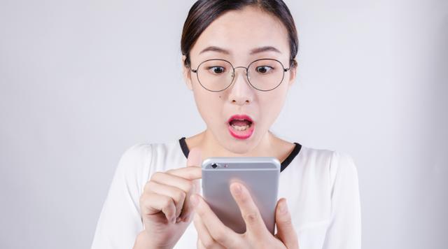 提醒：上厕所的3个坏习惯，对身体伤害大，劝你早重视