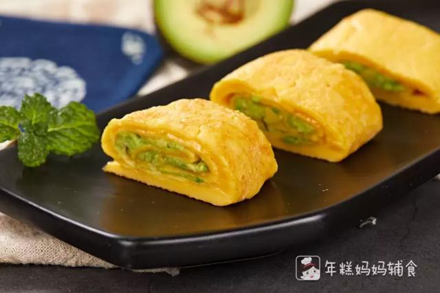 别再给宝宝吃蛋羹了，这么做更补钙还吃不腻